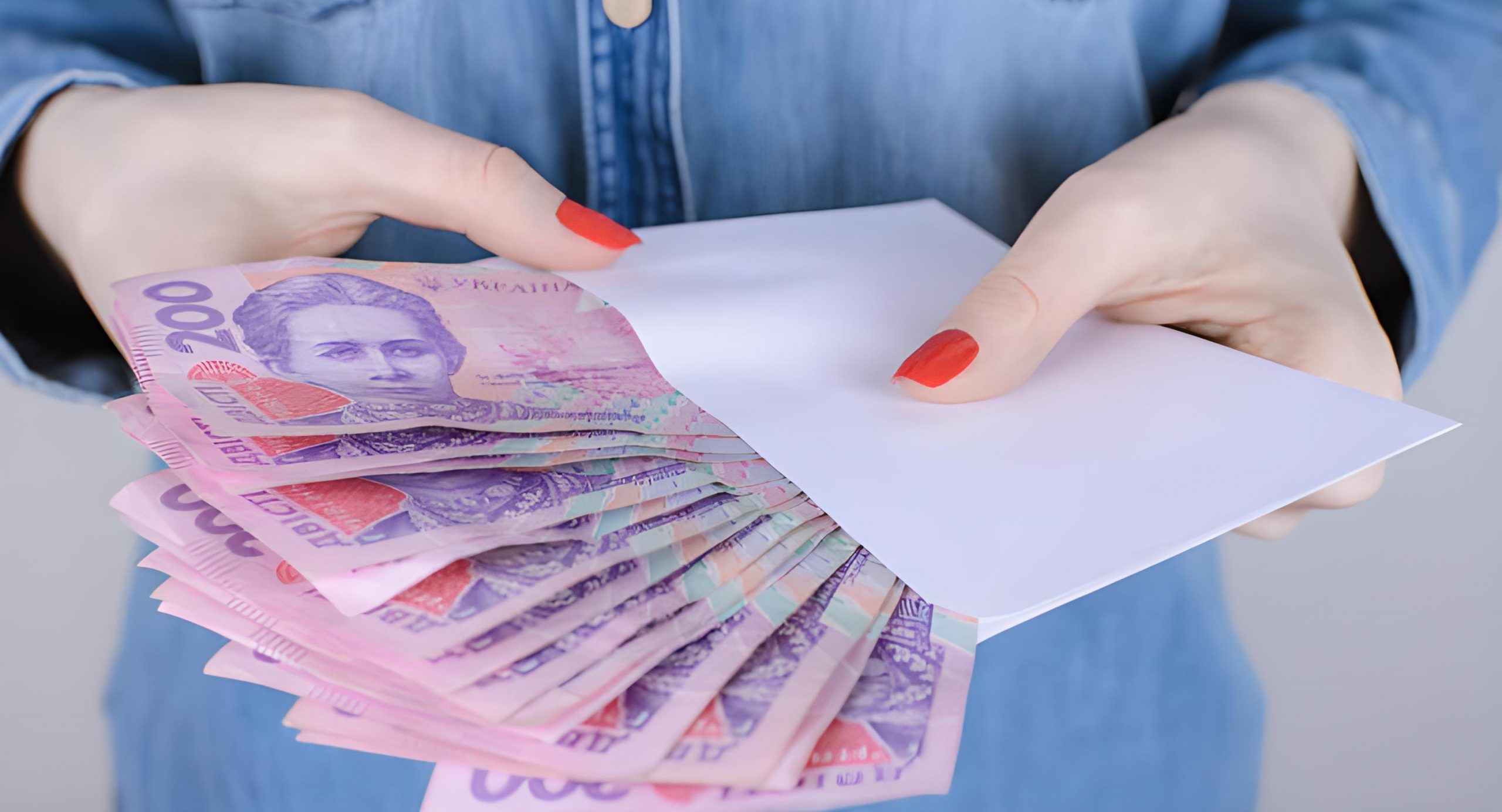 Вчителям збільшать доплату