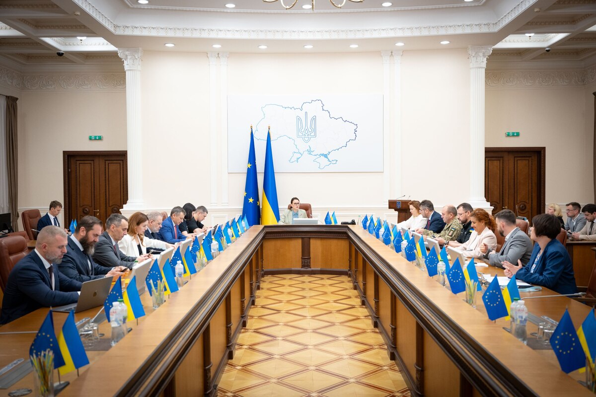 Компенсації постраждалим на роботі: уряд підвищив щомісячні виплати тим, хто потребує догляду та медичних засобів / Фото: T.me Юлія Свириденко