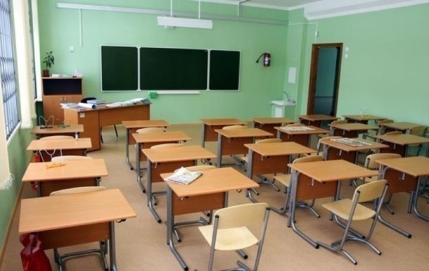 Школи в Україні (фото з відкритих джерел)