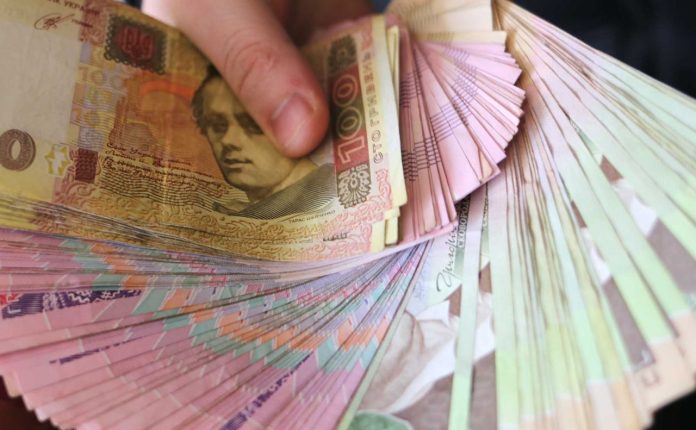 Допомога родинам( фото з відкритих джерел)