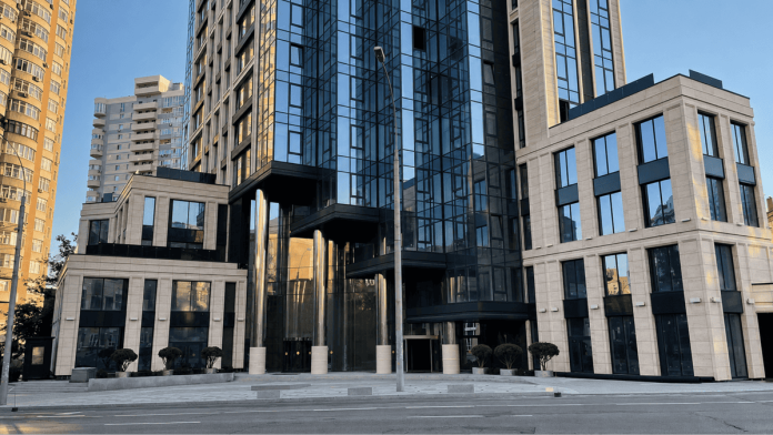 A136 Highlight Tower